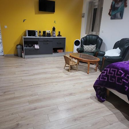 la grande chambre Saint-Jean-en-Royans Extérieur photo